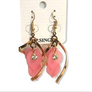 Gem 💎 Dangle Pink Ruffle Float Fashion Gold Swirl
